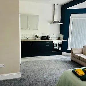 Apartment Manzil By Heyhouselife, Middlesbrough